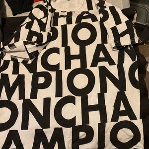 Champion t-shirt